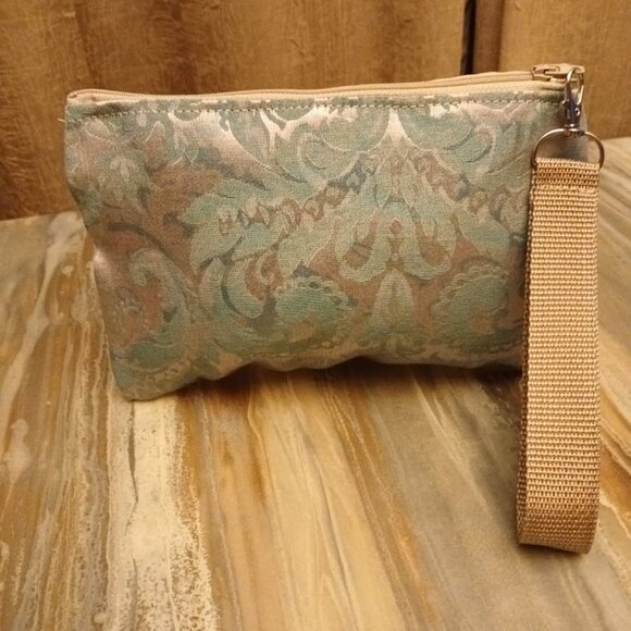 New Zippy Hanging Satin Wristlet Clutch Pouch Make-up Bags Button detail Florals - Picture 7 of 16